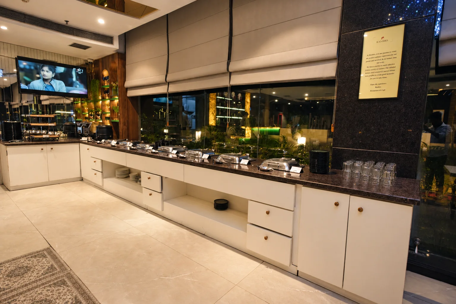Buffet counter at Hotel Ranbirs restaurant, Gomti Nagar